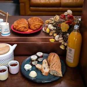 https://la-suite-saint-georges-beau-studio-cosy-et-design-a-5.hotels-rhonealpes.com